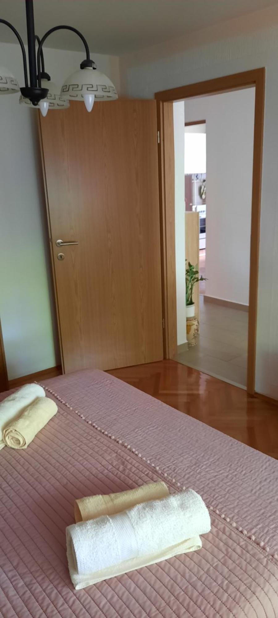 דירות סלצה Apartman Paulina מראה חיצוני תמונה